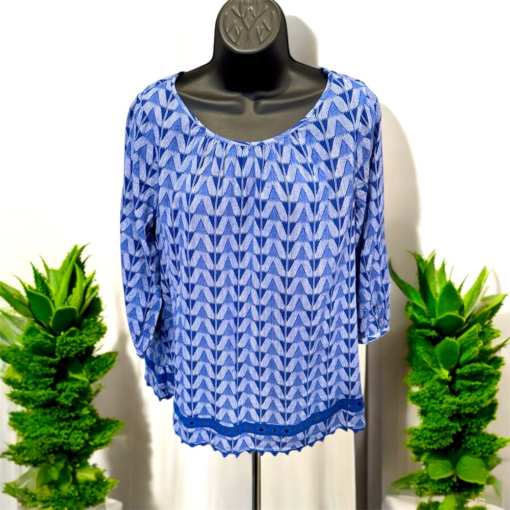 Merona π¦ Sz M Blue Blouse with Relaxed Fit and Rounded Neckline - Picture 3 of 9